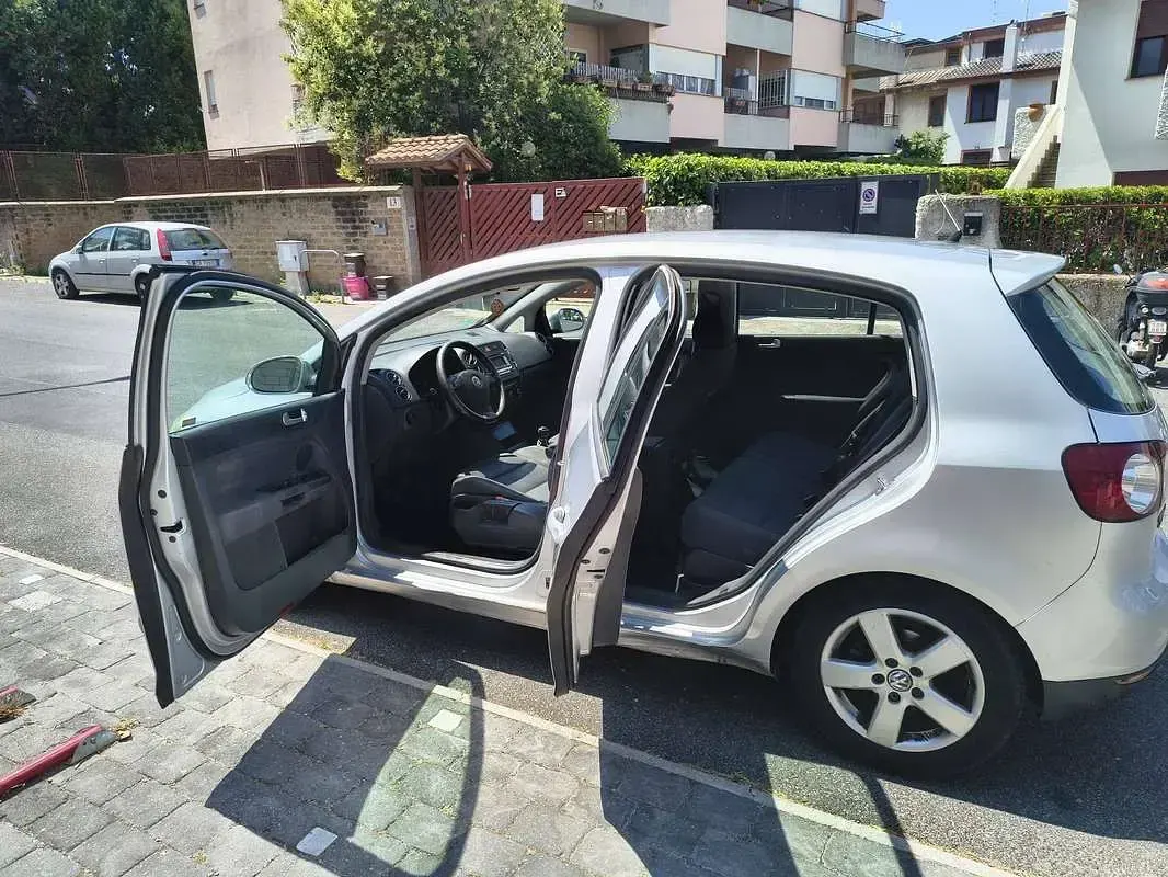 Usata VW Golf Plus Goal 105 CV (77 kW) 2006 Argento Monovolume