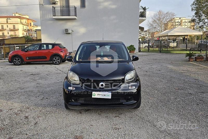 Usata Smart ForFour Passion 71 CV (52 kW) 2014 Nero Utilitaria