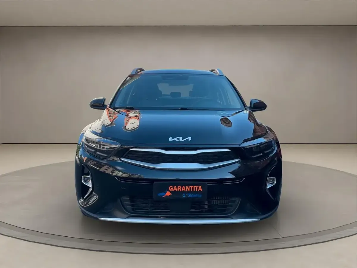Usata Kia Stonic 100 CV (73 kW) 2023 Nero SUV