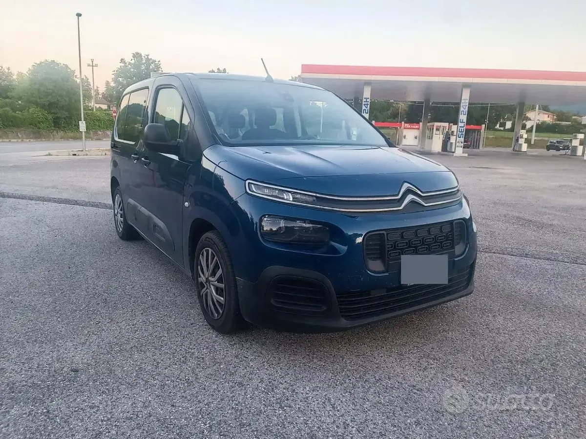 Usata Citroën Berlingo 110 CV (80 kW) 2020 Blu Monovolume