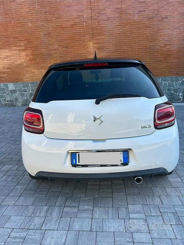 Usata DS Automobiles DS3 Sport Chic 114 CV (83 kW) 2016 Bianco Coupé