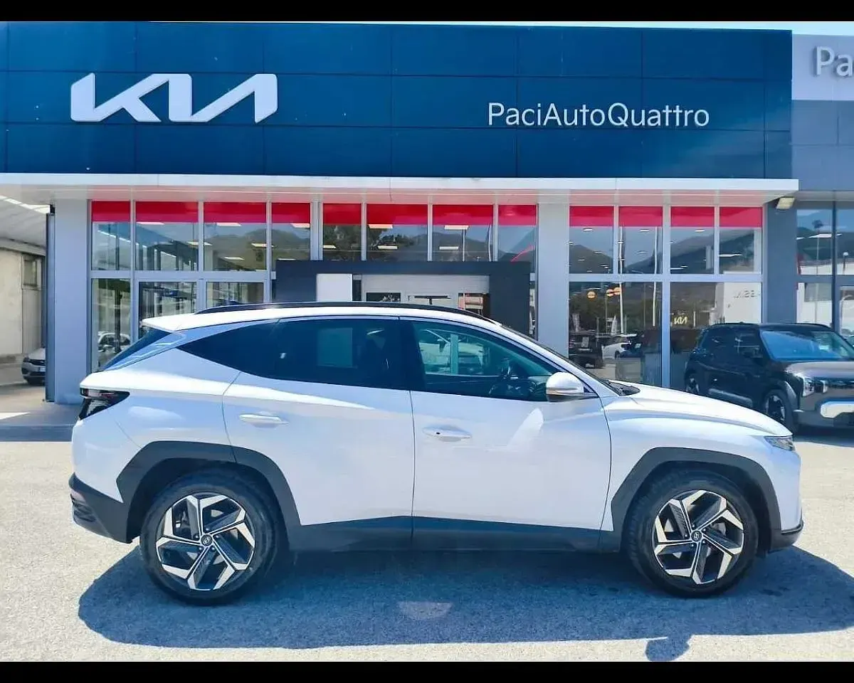 Gebraucht Hyundai Tucson 179 PS (131 kW) 2021 Weiß SUV