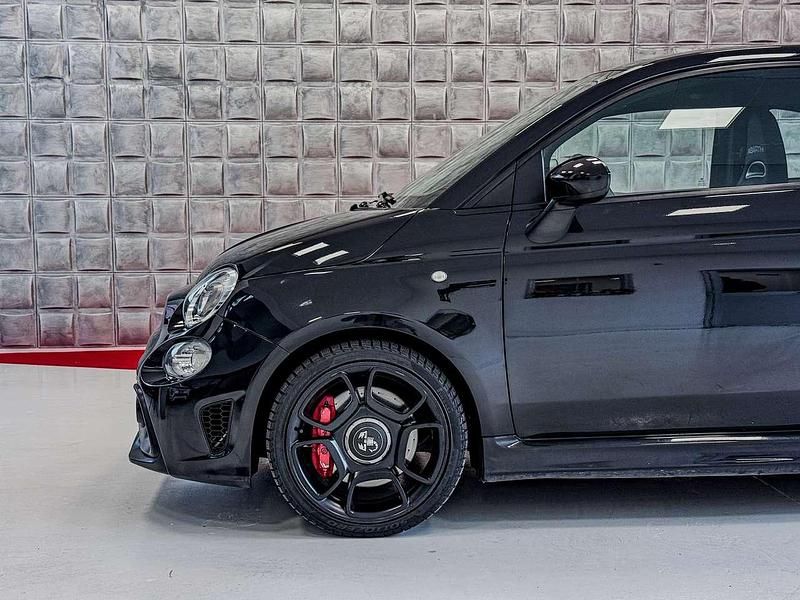 Usata Abarth 595 Pista 165 CV (121 kW) 2020 Nero Utilitaria