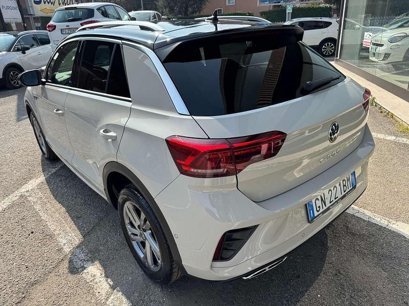 Usata VW T-Roc R-line 150 CV (110 kW) 2023 Ascot grey + tetto nero SUV