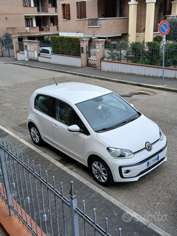 Usata VW up! 60 CV (44 kW) 2019 Bianco Utilitaria