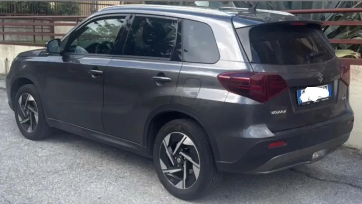 Usata Suzuki Vitara Cool 129 CV (94 kW) 2025 Grigio SUV