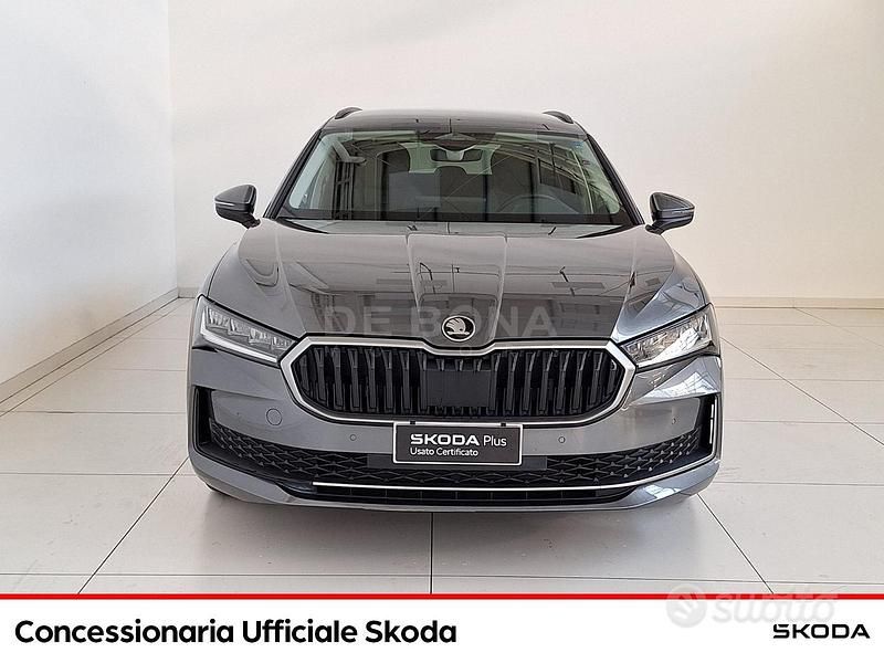 Usata Skoda Superb Selection 150 CV (110 kW) 2024 Grigio graphite Station wagon