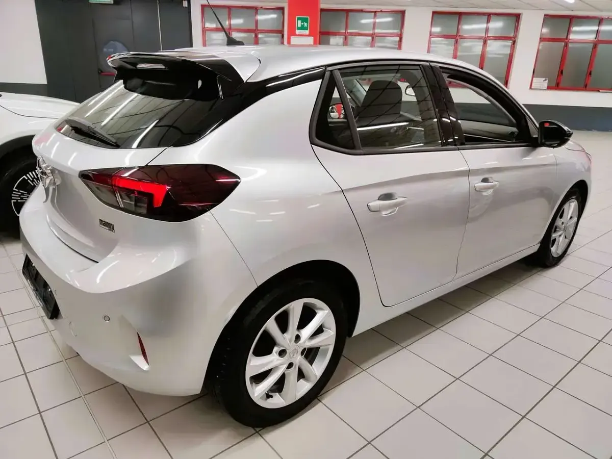 Usata Opel Corsa Edition+ 75 CV (55 kW) 2023 Argento Utilitaria