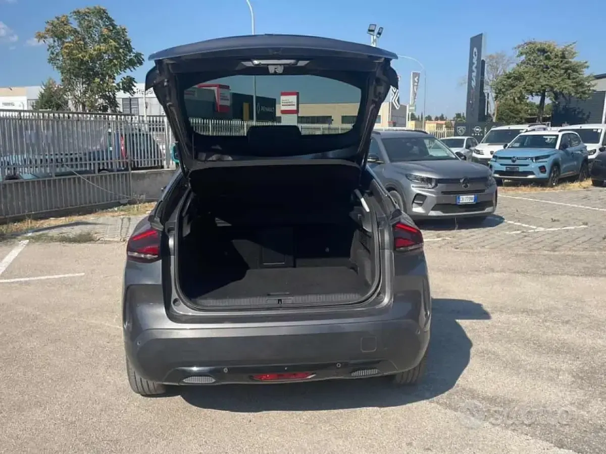 Usata Citroën e-C4 Shine 56 kW (77 CV) 2021 Grigio Berlina