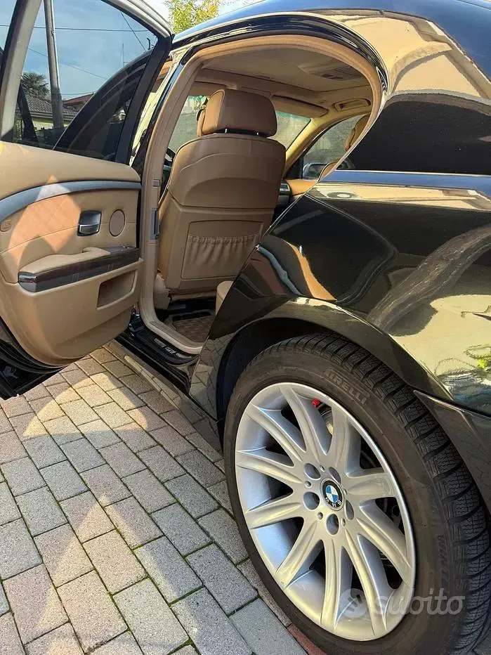 Usata BMW 730 231 CV (169 kW) 2006 Nero Berlina