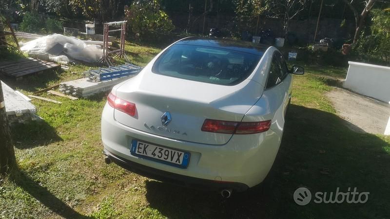 Usata Renault Laguna Coupé 175 CV (128 kW) 2012 Bianco Coupé