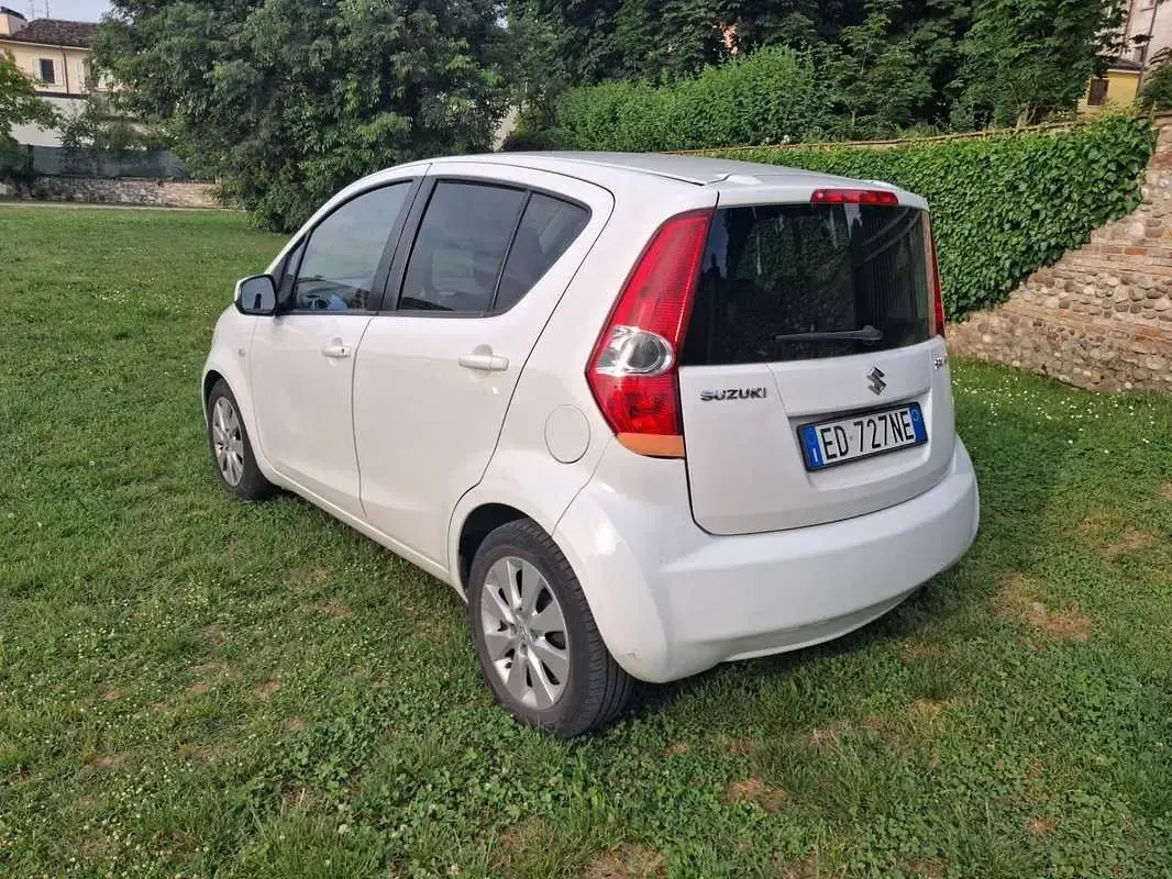 Usata Suzuki Splash GLS 86 CV (63 kW) 2010 Utilitaria
