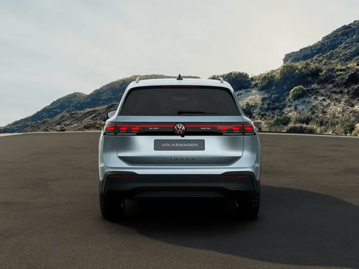 Nuova VW Tiguan Edition 150 CV (110 kW) 2026 Dolomite silver metallizzato SUV