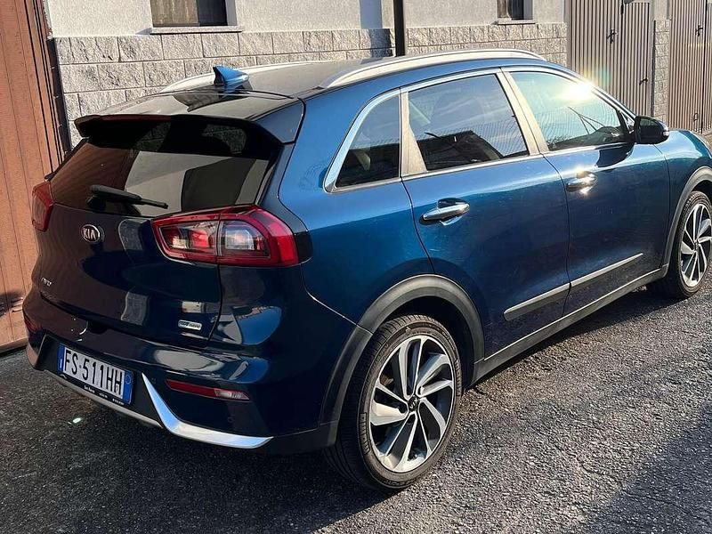 Usata Kia Niro Style 141 CV (103 kW) 2018 Blu/azzurro SUV