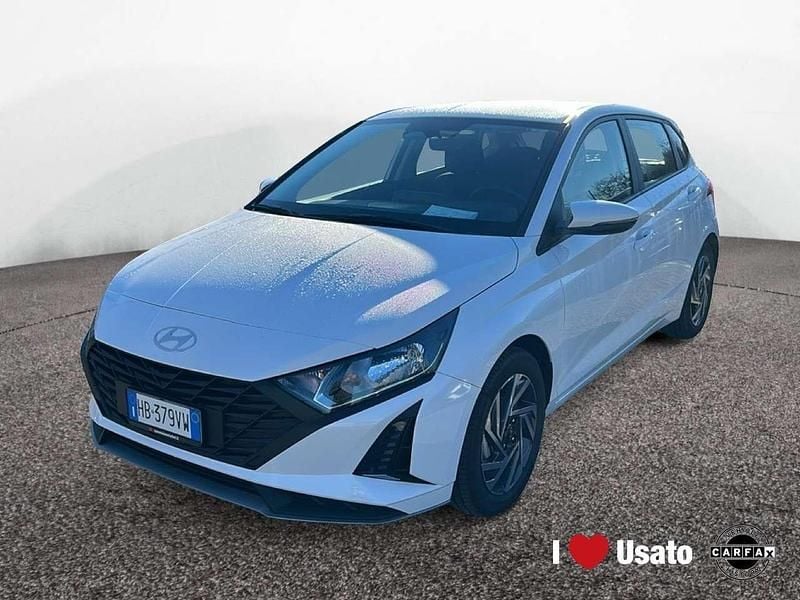 Bianco Nuova 2025 Hyundai i20 Monovolume | 18.500 € (Buon prezzo) - Immagine 1/4