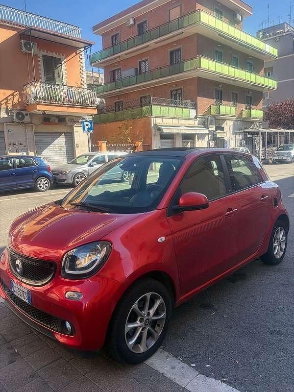 Usata Smart ForFour 71 CV (52 kW) 2016 Utilitaria