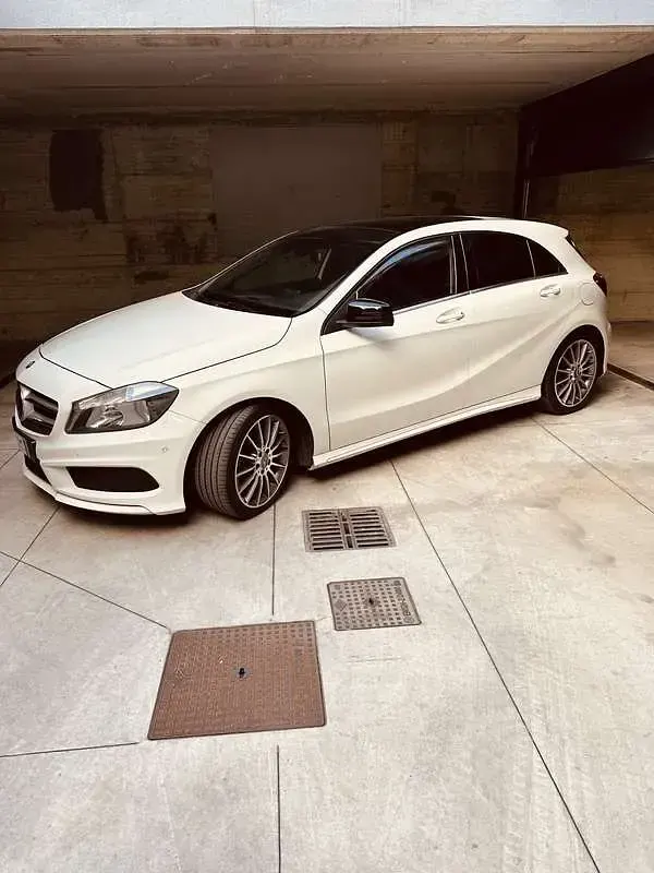 Usata Mercedes A180 122 CV (89 kW) 2014 Utilitaria