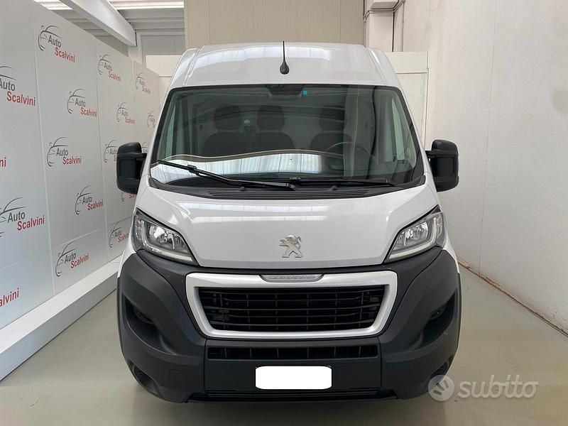 Usata Peugeot Boxer S 140 CV (102 kW) 2023 Bianco Furgone