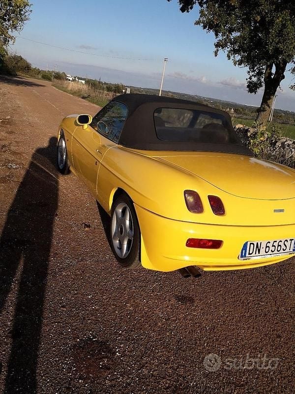 Usata Fiat Barchetta 130 CV (95 kW) 1995 Giallo Cabrio