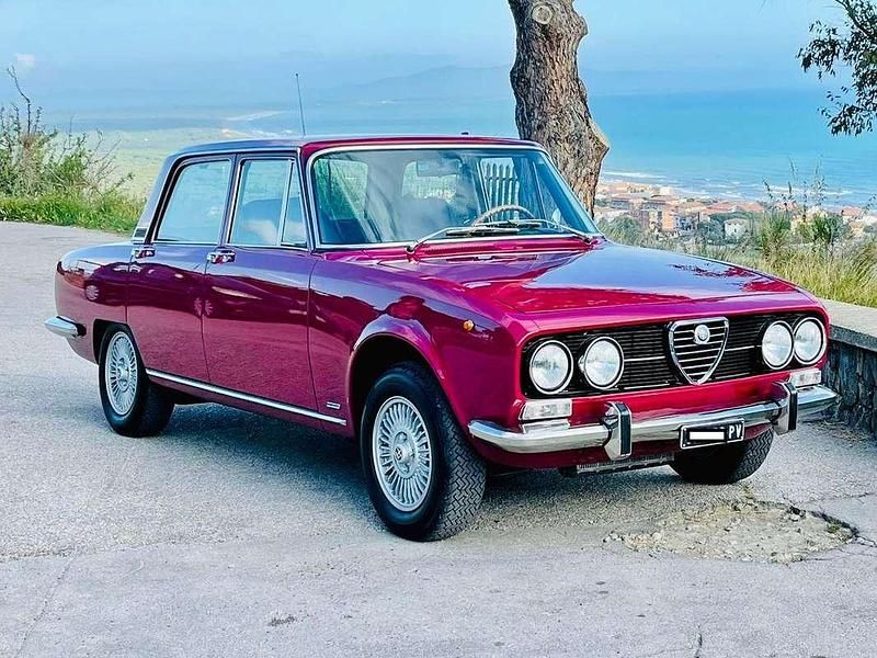 Usata Alfa Romeo 2000 132 CV (97 kW) 1974 Berlina