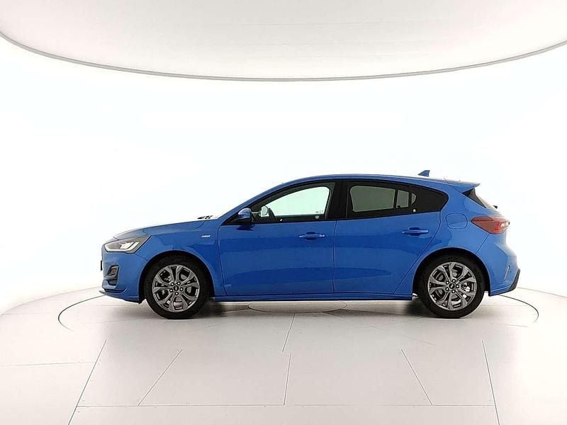 Usata Ford Focus ST-Line 125 CV (91 kW) 2023 Blu/azzurro Berlina