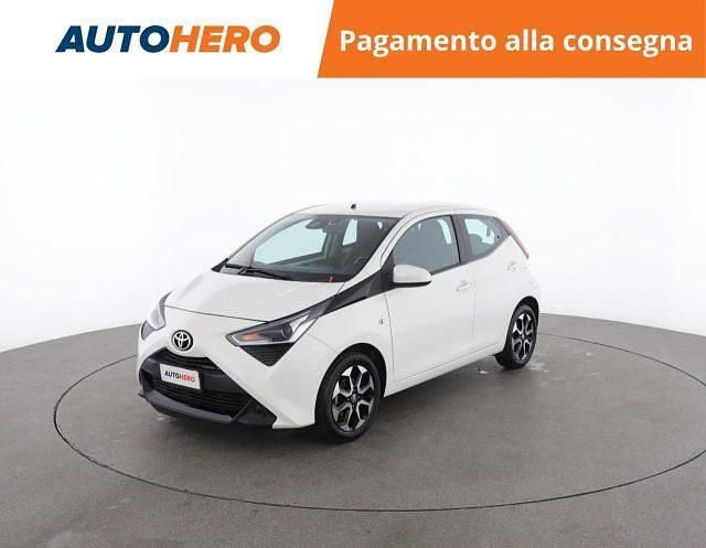 Bianco Usata 2021 Toyota Aygo Connect Style Due volumi | 11.599 € (Buon prezzo) - Immagine 1/2