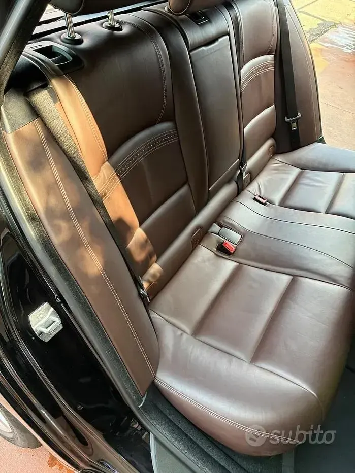 Usata BMW 520 Luxury Line 190 CV (139 kW) 2014 Nero Station wagon
