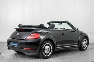 Usata VW Beetle 105 CV (77 kW) 2014 Nero Utilitaria