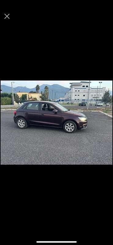 Usata Audi A1 Sportback Ambition 90 CV (66 kW) 2014 Lilla Utilitaria