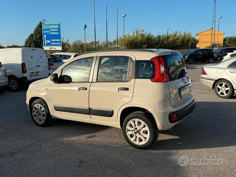 Usata Fiat Panda Easy 80 CV (58 kW) 2013 Beige Utilitaria