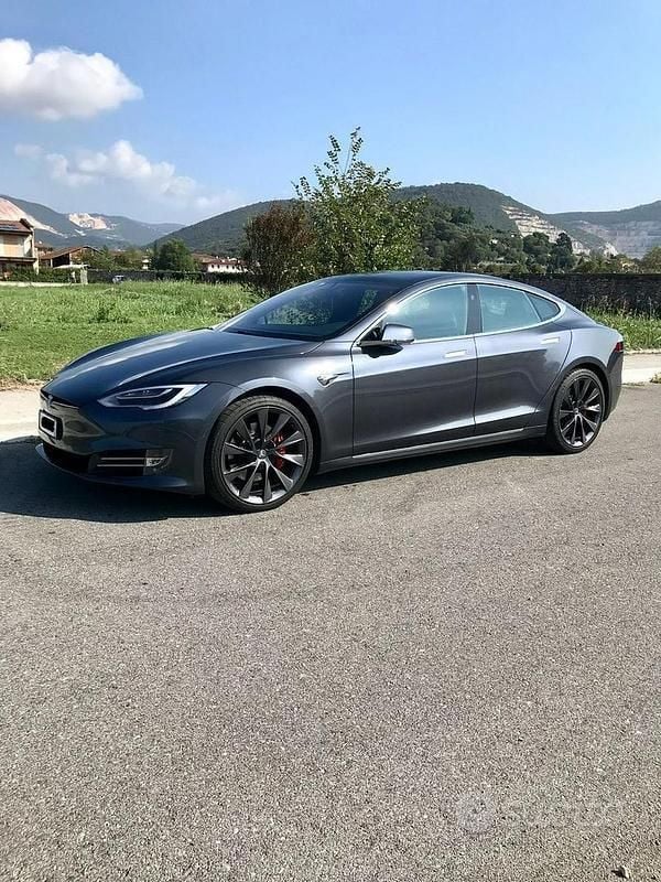 Usata 2019 Tesla Model S Performance Tre volumi | 36.000 € (Ottimo prezzo) - Immagine 1/4