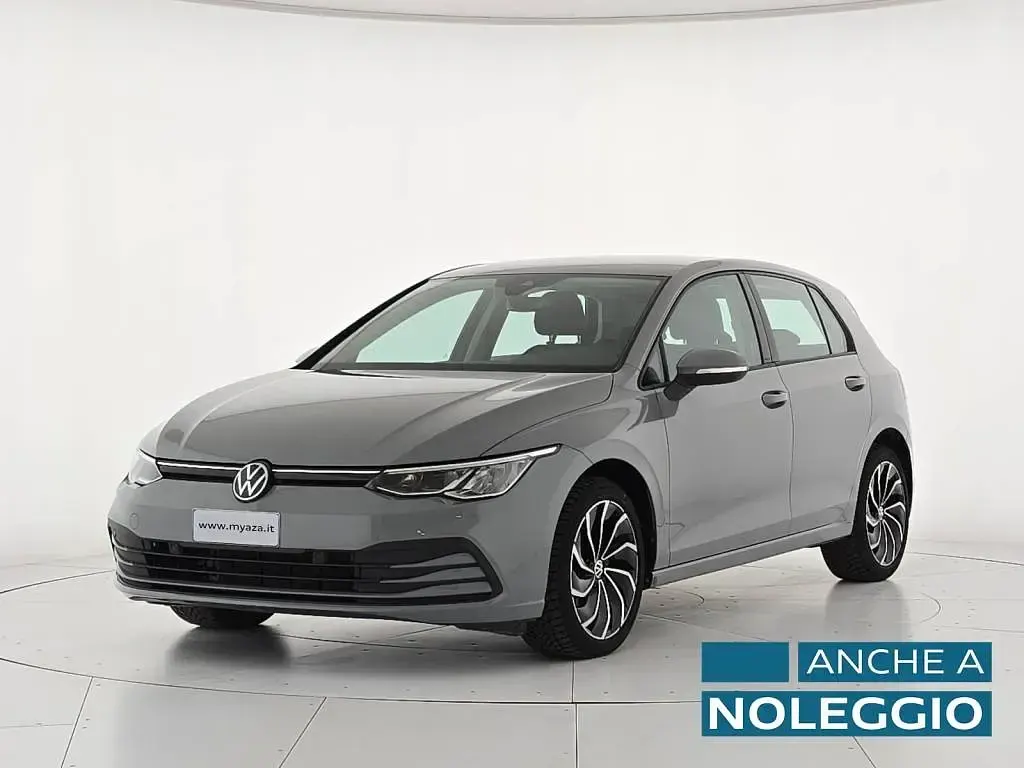 Usata VW Golf VIII Life 110 CV (80 kW) 2022 Berlina
