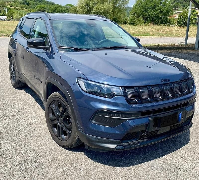 Blu Usata 2022 Jeep Compass Night Eagle SUV | 22.900 € (Buon prezzo) - Immagine 1/4