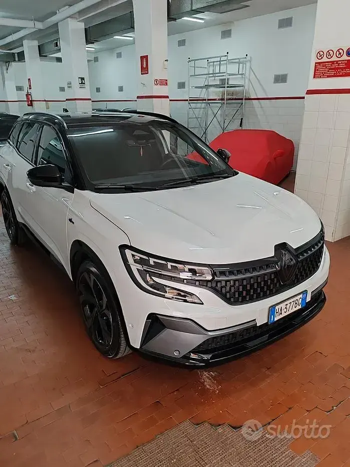Usata Renault Austral Techno 131 CV (96 kW) 2025 Bianco SUV