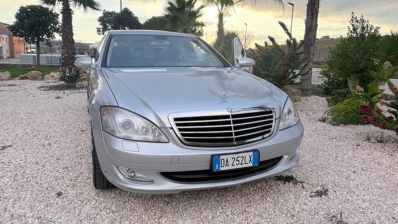 Usata Mercedes S280 Avantgarde 235 CV (172 kW) 2007 Grigio Berlina