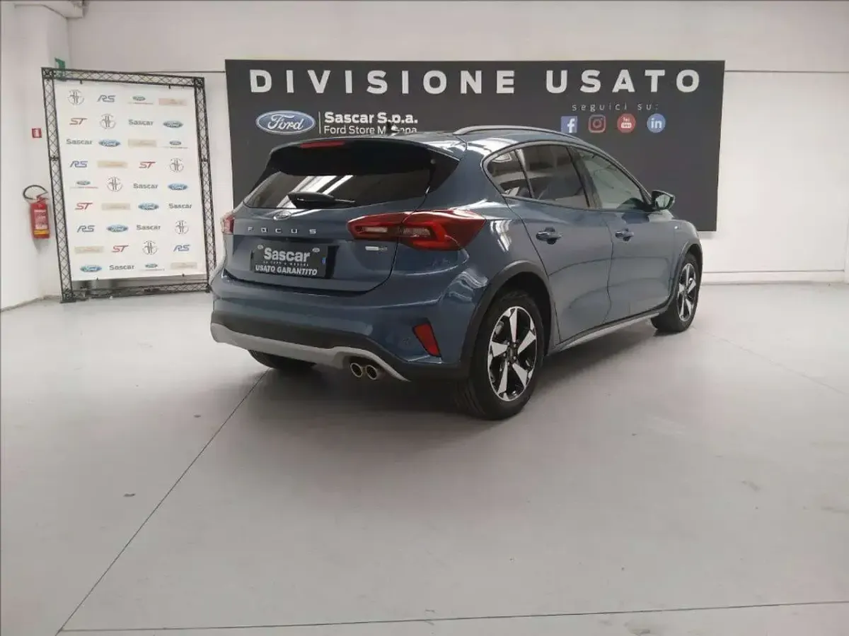 Usata Ford Focus Active 125 CV (91 kW) 2023 Blu SUV