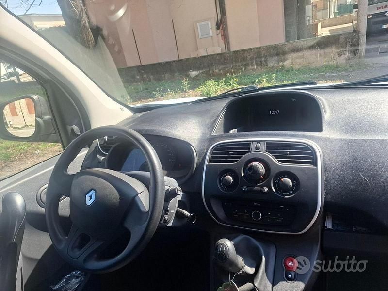 Usata Renault Kangoo 90 CV (66 kW) 2015 Bianco Monovolume