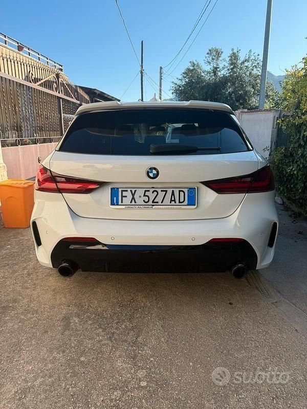 Usata BMW 118 150 CV (110 kW) 2020 Bianco Utilitaria
