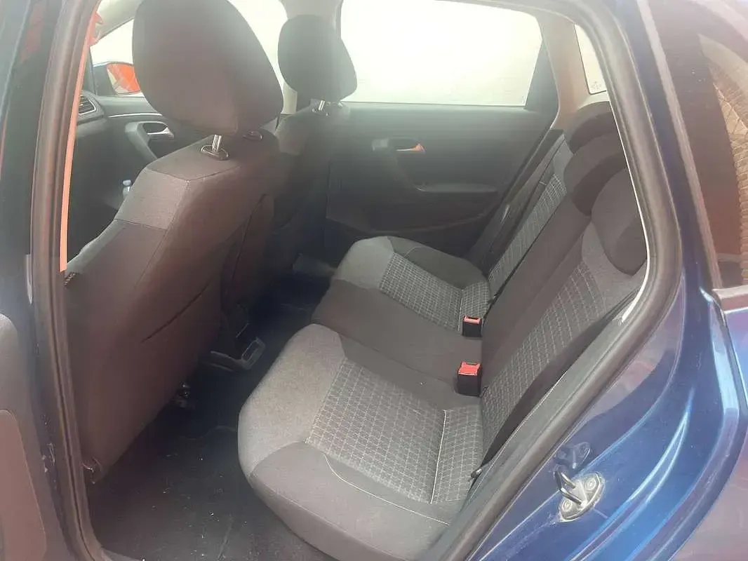 Usata VW Polo Trendline 75 CV (55 kW) 2016 Blu/azzurro Berlina