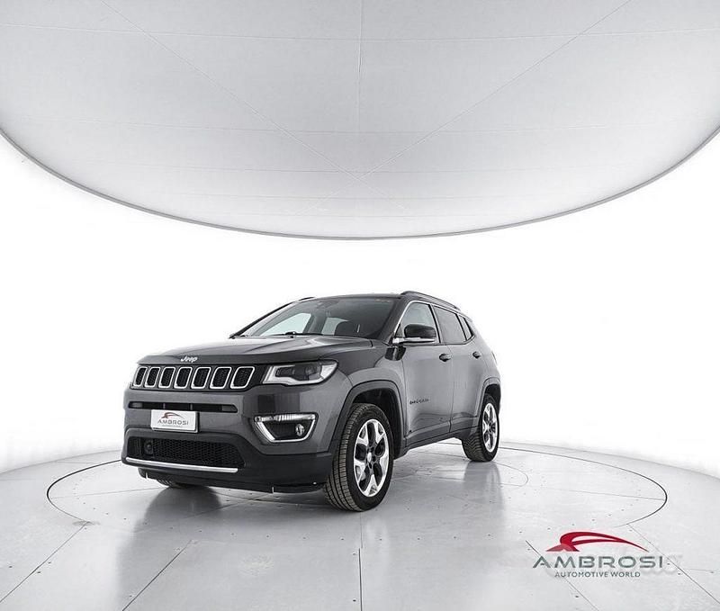 Usata Jeep Compass Limited 140 CV (102 kW) 2018 Grigio SUV