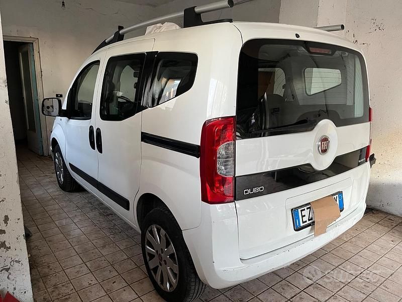 Usata Fiat Qubo Trekking 75 CV (55 kW) 2015 Bianco Monovolume