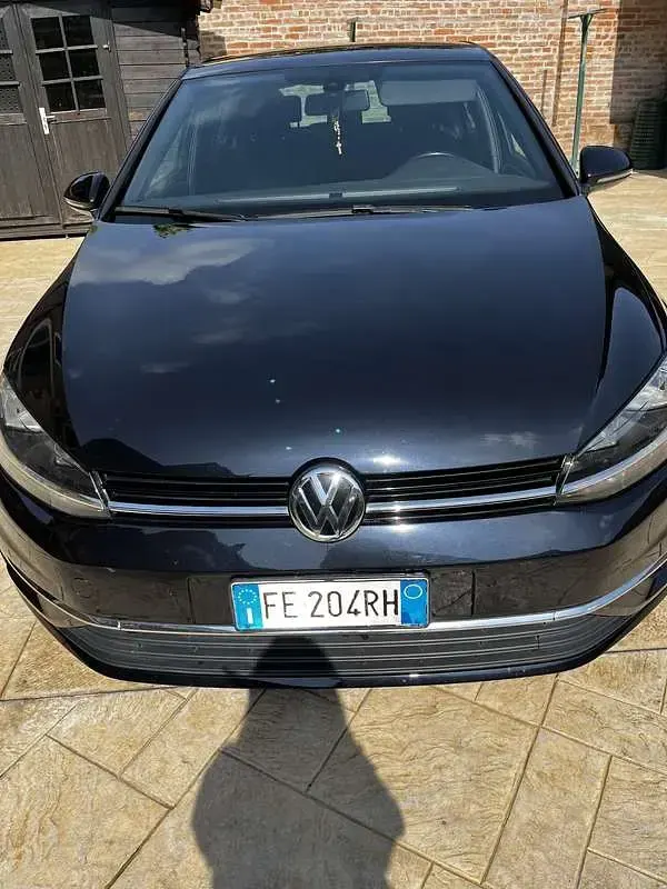 Usata VW Golf VII Highline 110 CV (80 kW) 2016 Berlina