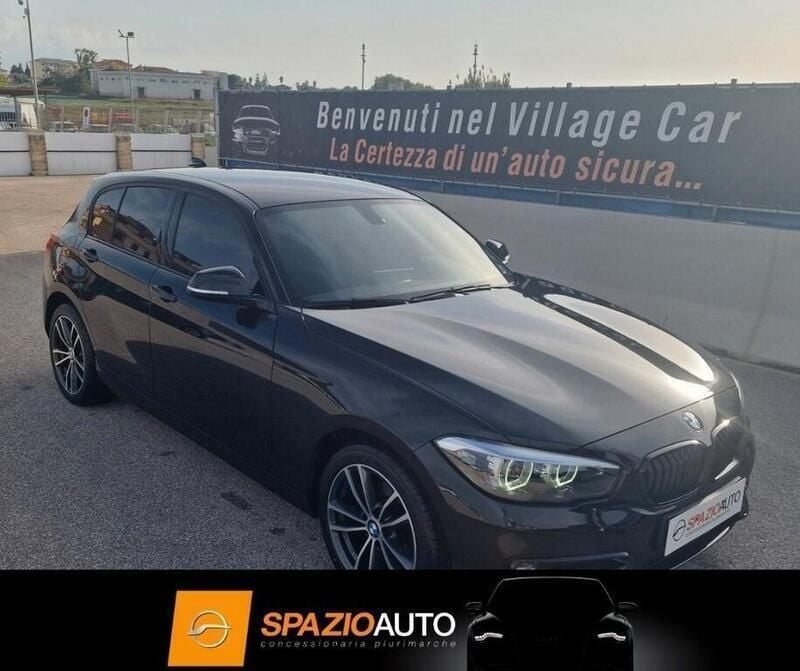 Usado BMW 116 Sport Line 116 CV (85 kW) 2018 Negro Utilitario