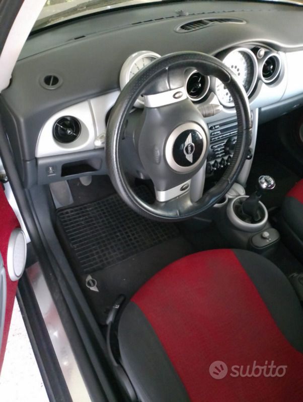 Usata Mini Cooper 2004 Utilitaria