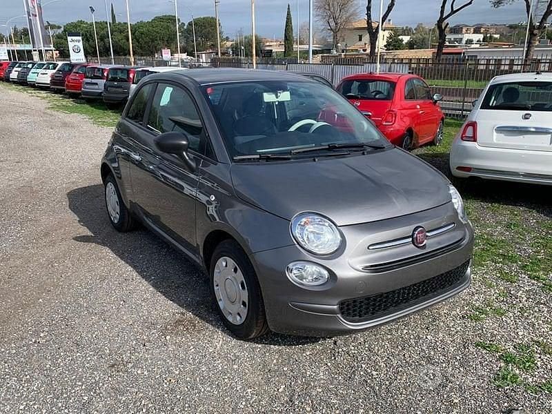 Grigio Usata 2022 Fiat 500 Berlina | 8950 € (Super prezzo) - Immagine 1/4