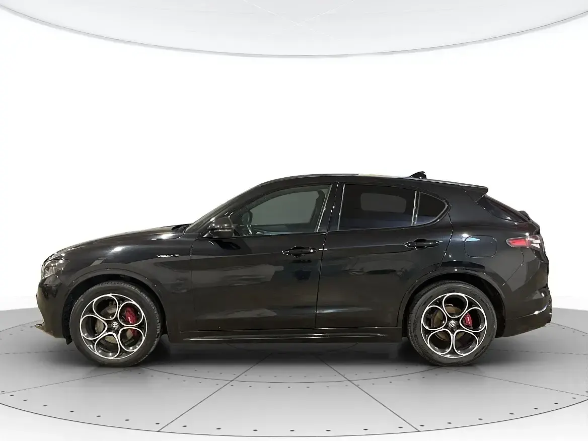Usata Alfa Romeo Stelvio Veloce 210 CV (154 kW) 2024 Nero SUV