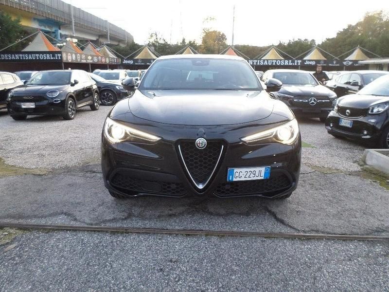 Nero Usata 2021 Alfa Romeo Stelvio SUV | 18.900 € (Ottimo prezzo) - Immagine 1/4