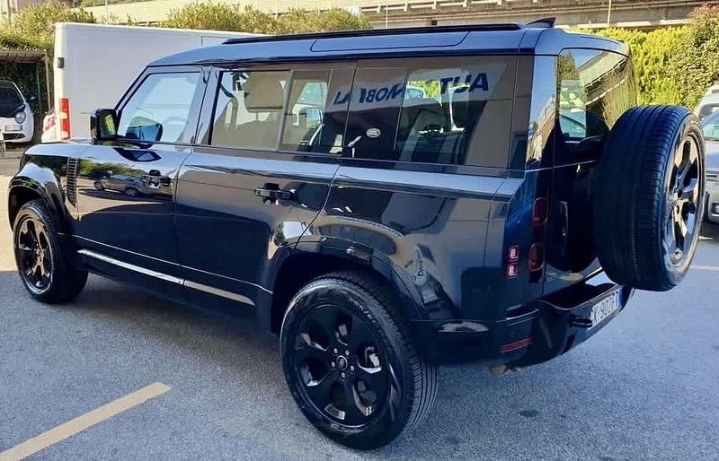 Usata Land Rover Defender SE Dynamic 200 CV (147 kW) 2022 SUV