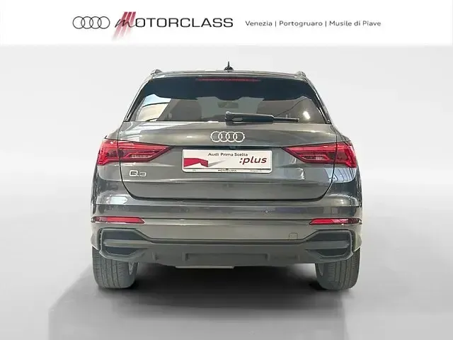 Usata Audi Q3 S-Line 150 CV (110 kW) 2025 Grigio SUV