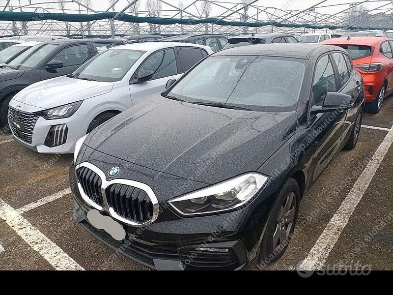 Nero Usata 2020 BMW 116 Advantage Due volumi | 16.500 € (Super prezzo) - Immagine 1/4